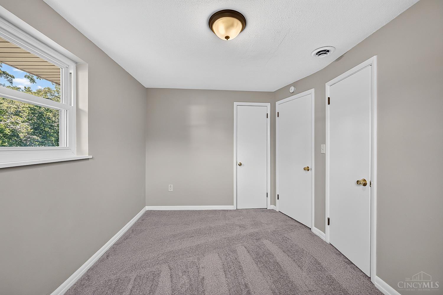 5564 Garrett Drive, Miami Twp, OH, 45150 — photo 10