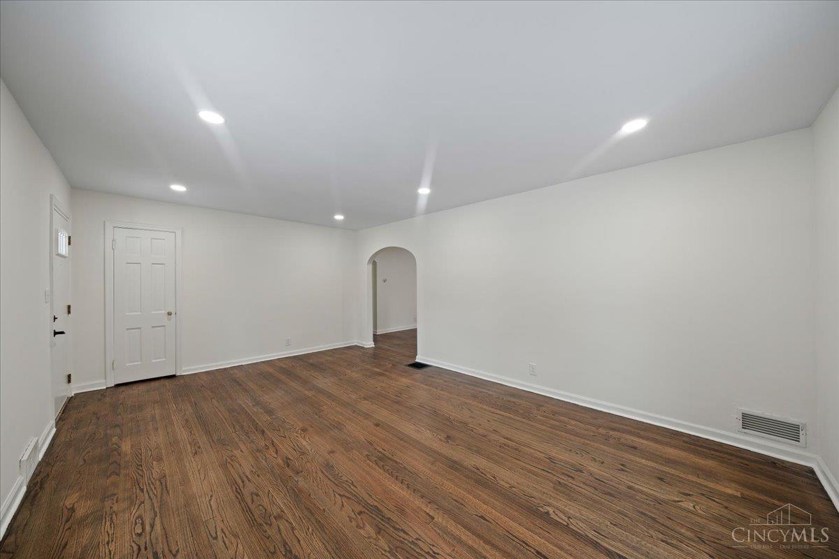 Photo 3 of Single family home for sale at 7158 Dunn Rd, Anderson Twp, OH 45230 | MLS# 1892077 | Listing updated on 2026-09-27