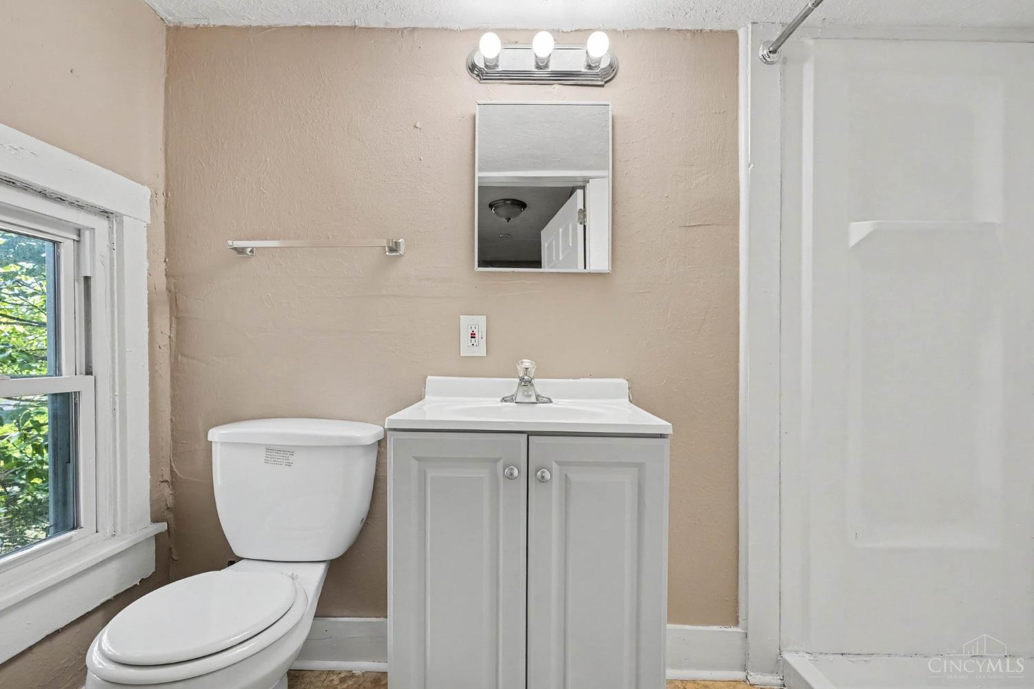 831 Forest Avenue, Hamilton, OH, 45015 — photo 13