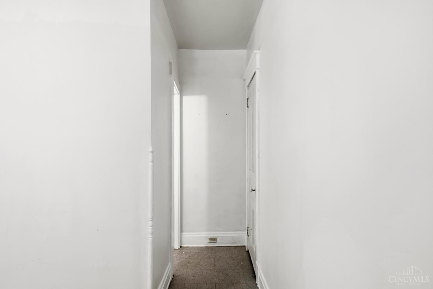 1263 Manss Avenue, Cincinnati, OH, 45205 — photo 11