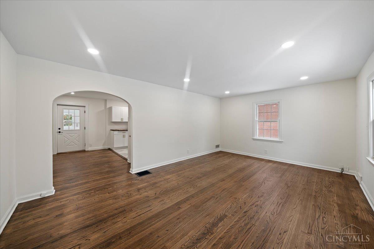 Photo 3 of Single family home for sale at 7158 Dunn Rd, Anderson Twp, OH 45230 | MLS# 1892077 | Listing updated on 2026-09-27