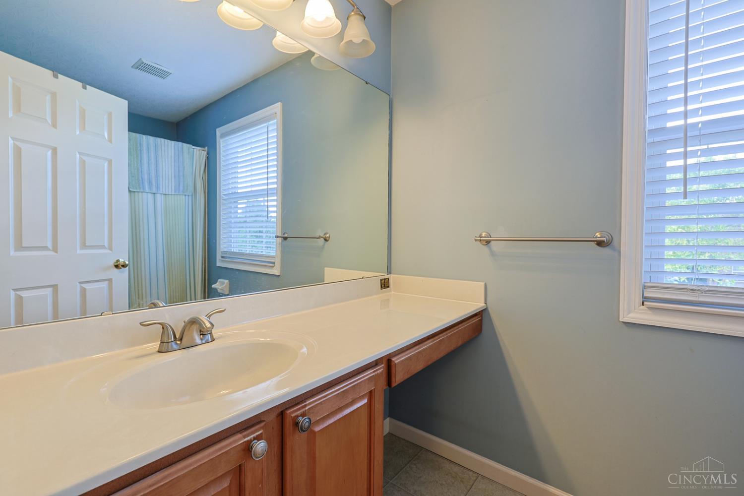 6469 Hampshire Trail, Liberty Twp, OH, 45044 — photo 44
