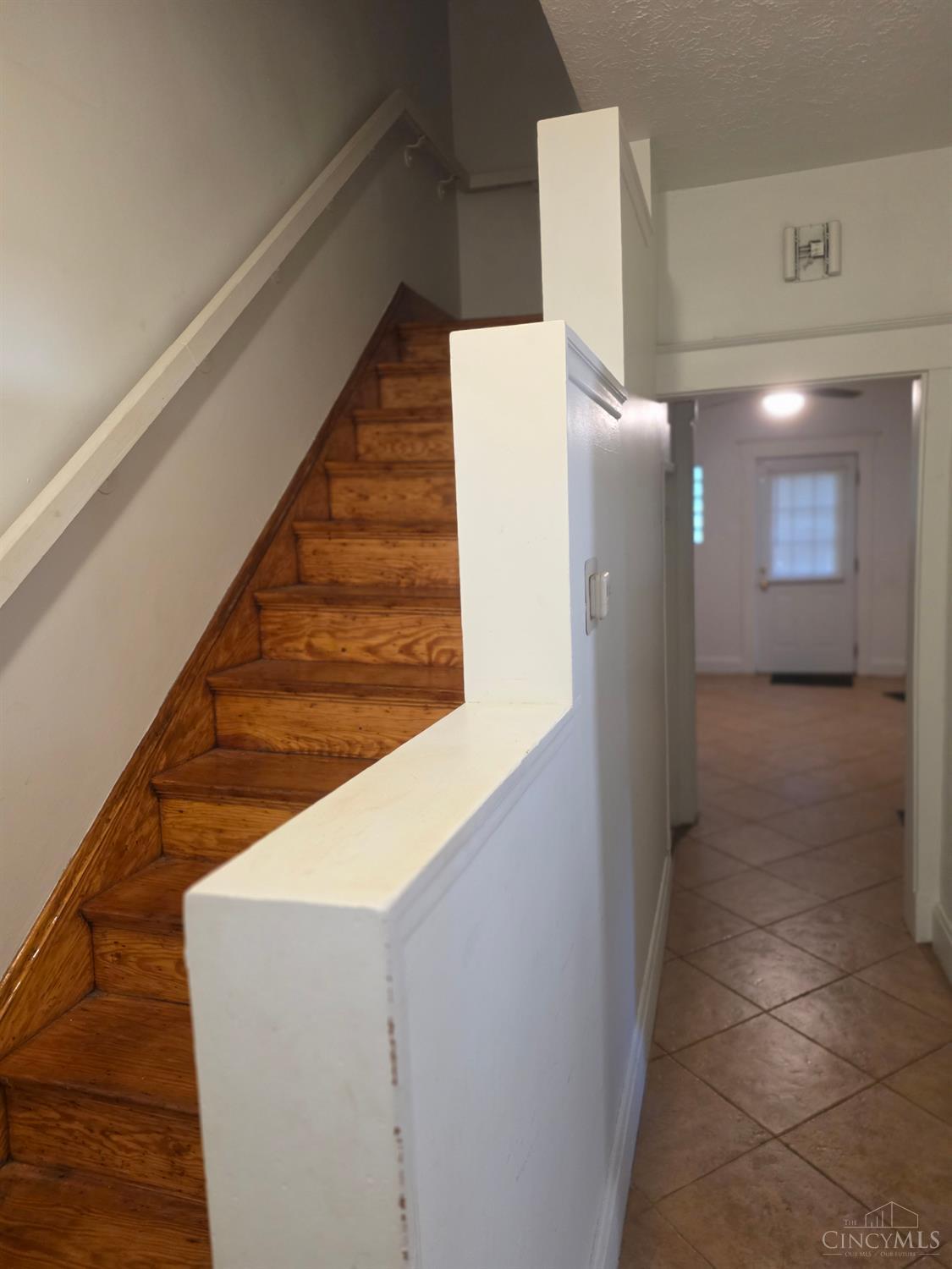657 Froome Avenue, Cincinnati, OH, 45232 — photo 12