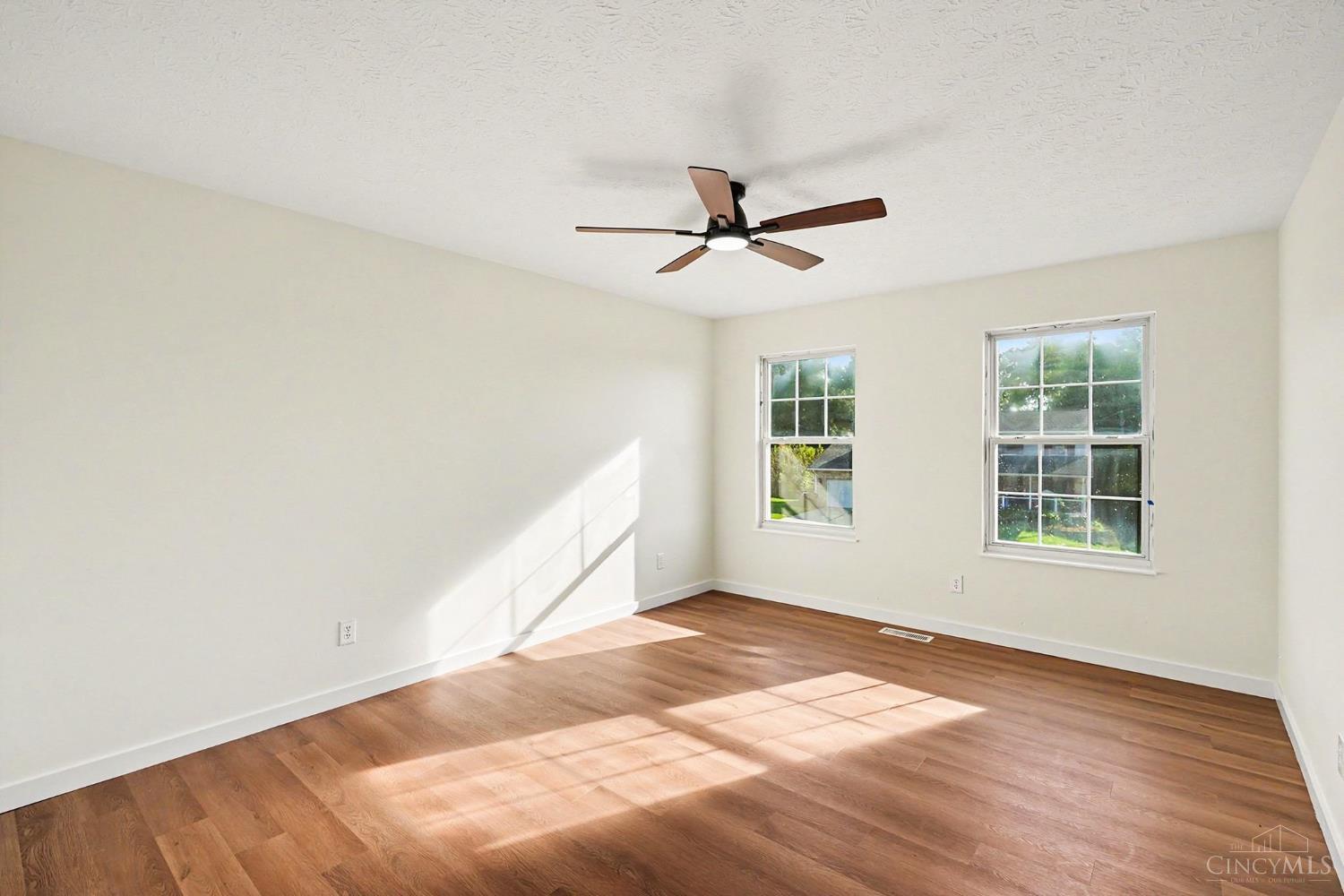 709 Ginger Ridge Drive, Trenton, OH, 45067 — photo 18