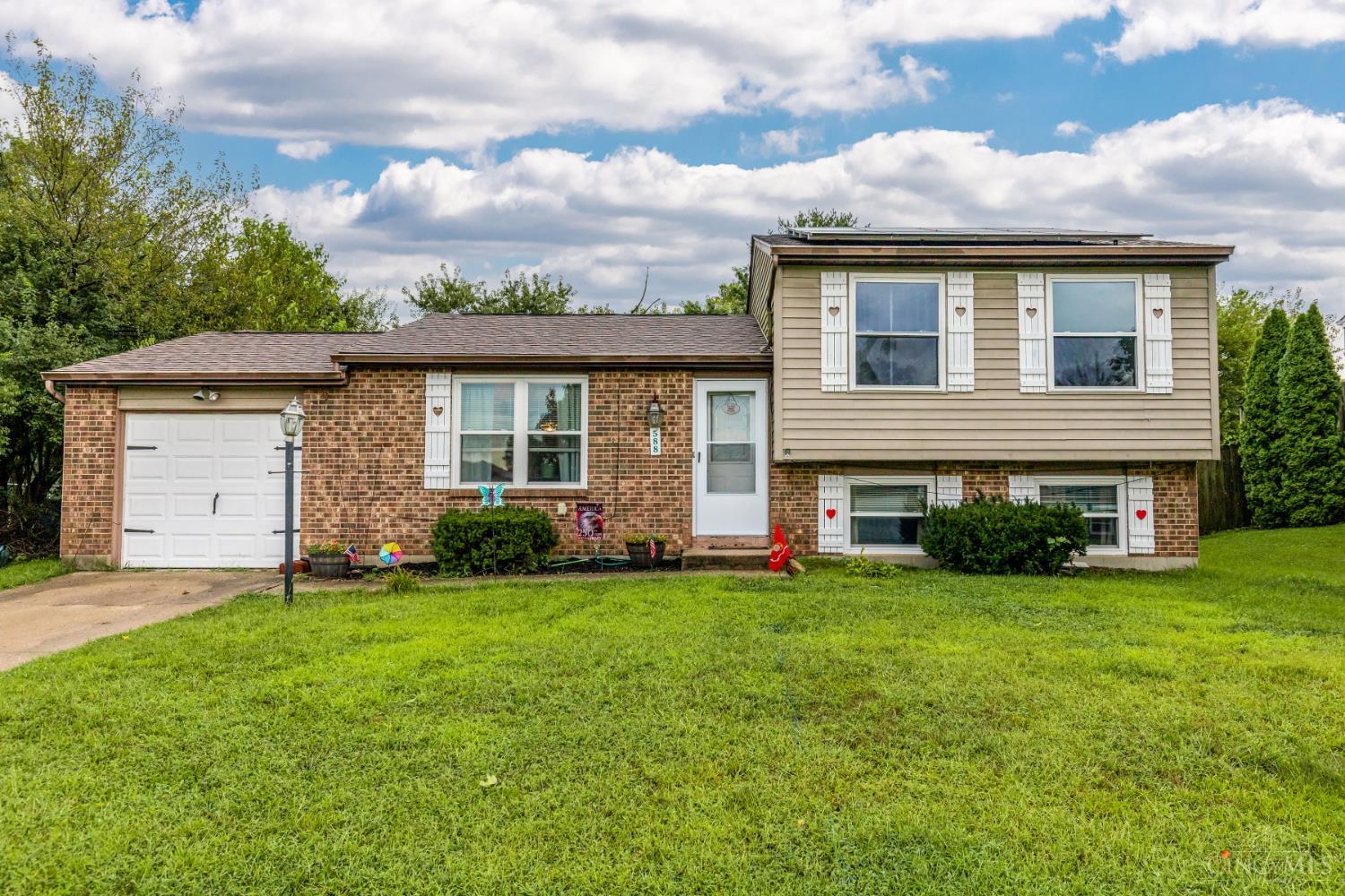 588 Deerfield Drive