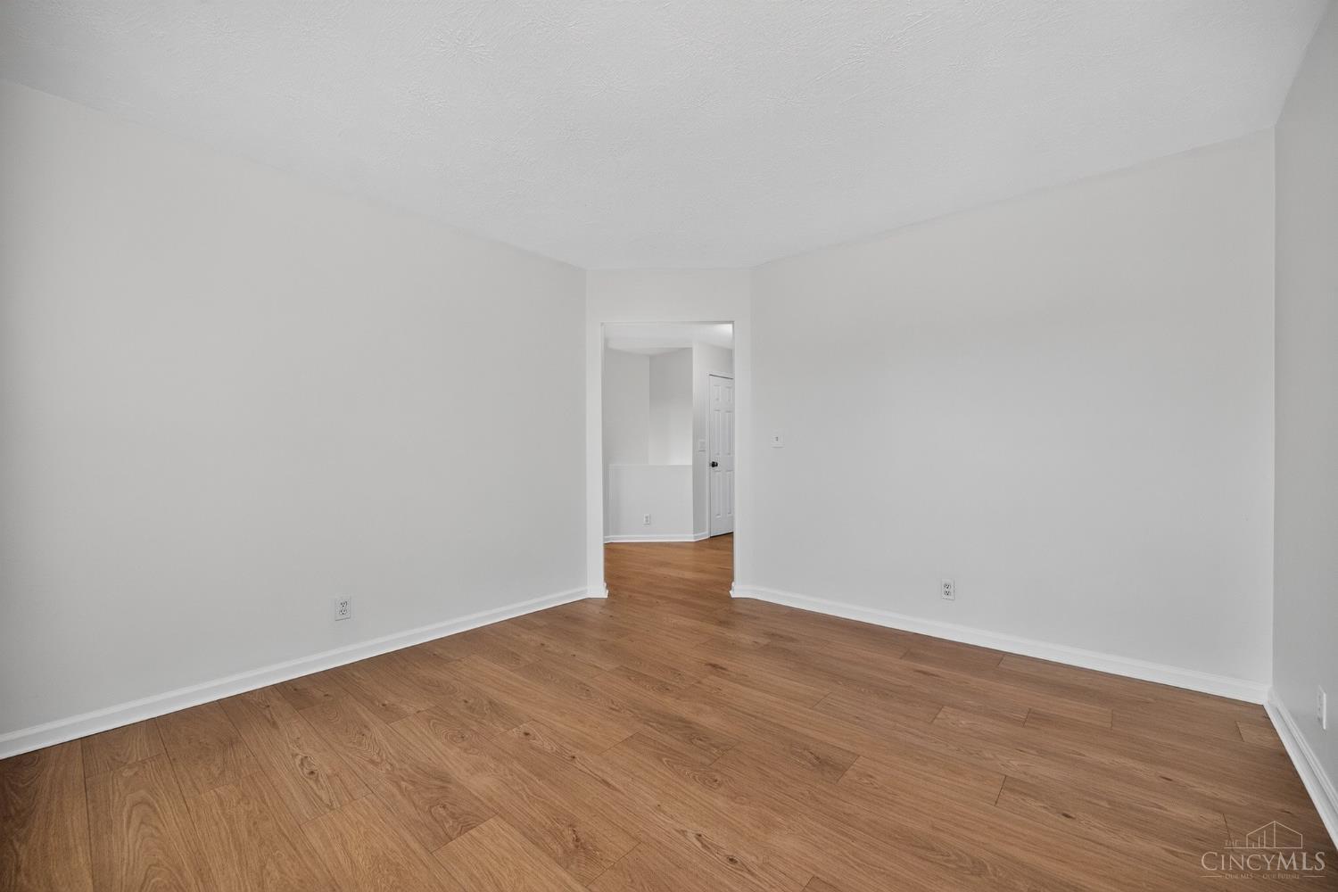 11909 Winston Circle, Forest Park, OH, 45240 — photo 8