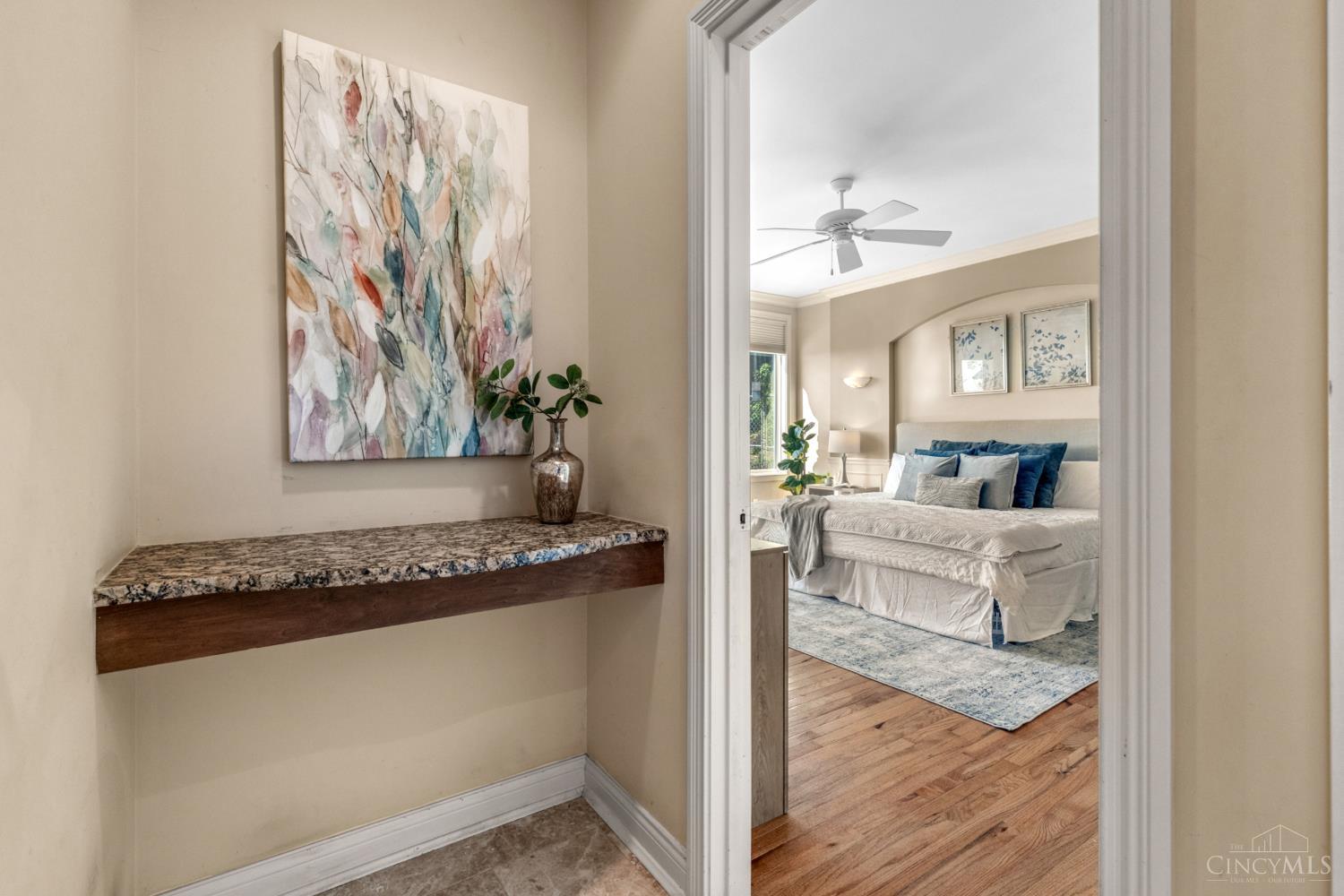 1046 Tuscany Place, Cincinnati, OH, 45226 — photo 13