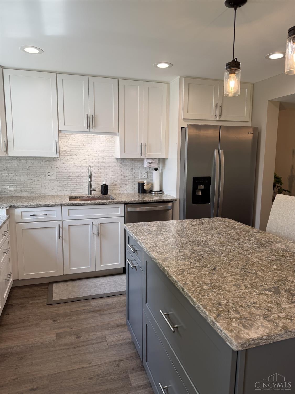 Listing Photo 5 - Condo for sale in building located at 1442 Long Island Ct, Beavercreek, OH 45434