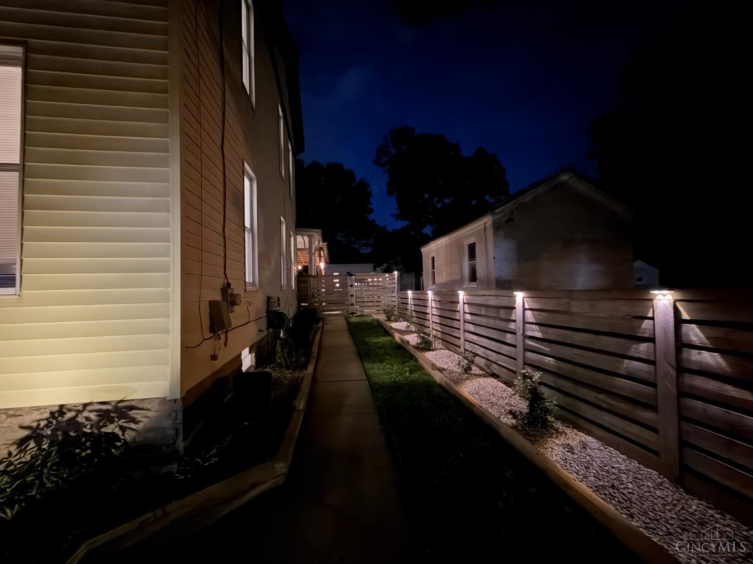 4704 Whetsel Avenue, Cincinnati, OH, 45227 — photo 38