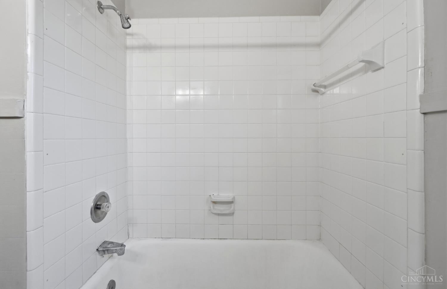 3321 Hanna Avenue, Cincinnati, OH, 45211 — photo 32