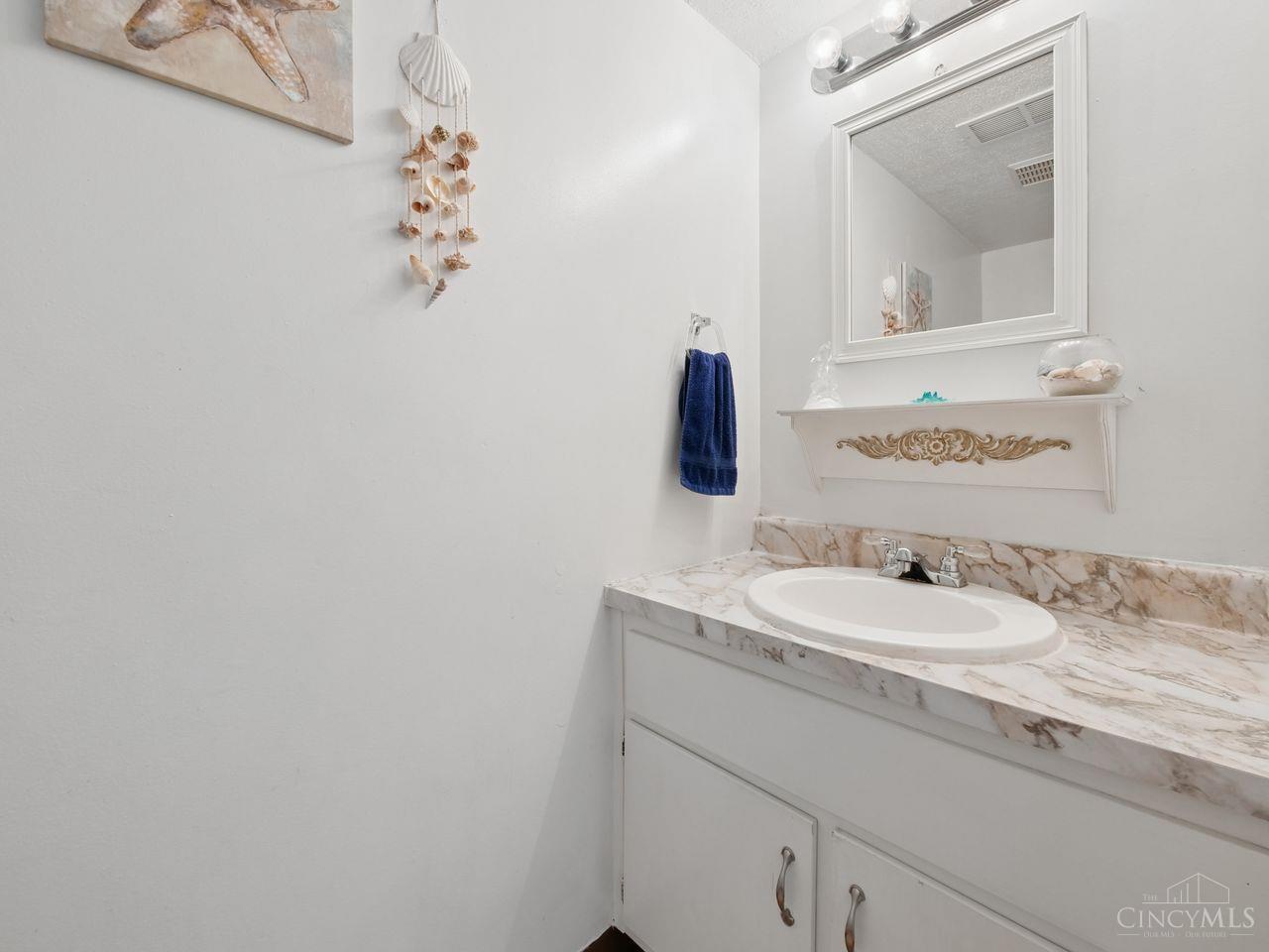 3394 Amberway Court, Colerain Twp, OH, 45251 — photo 26