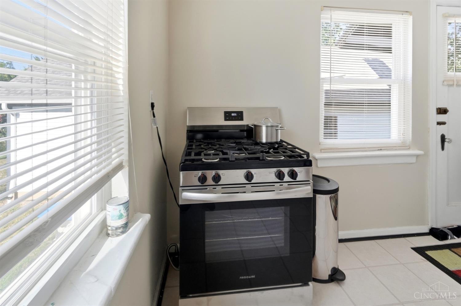 3321 Hanna Avenue, Cincinnati, OH, 45211 — photo 49