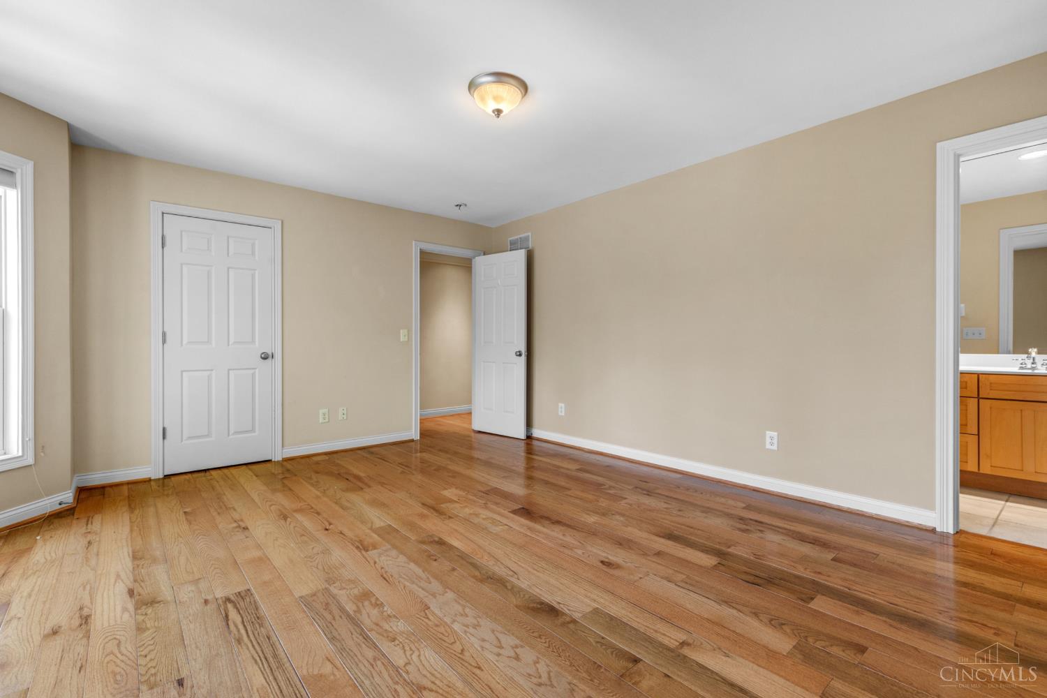 1046 Tuscany Place, Cincinnati, OH, 45226 — photo 35