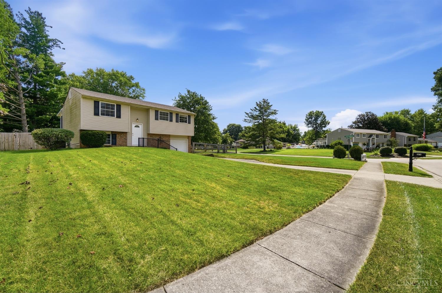 5876 Whippoorwill Hollow Drive, Miami Twp, OH, 45150 — photo 3