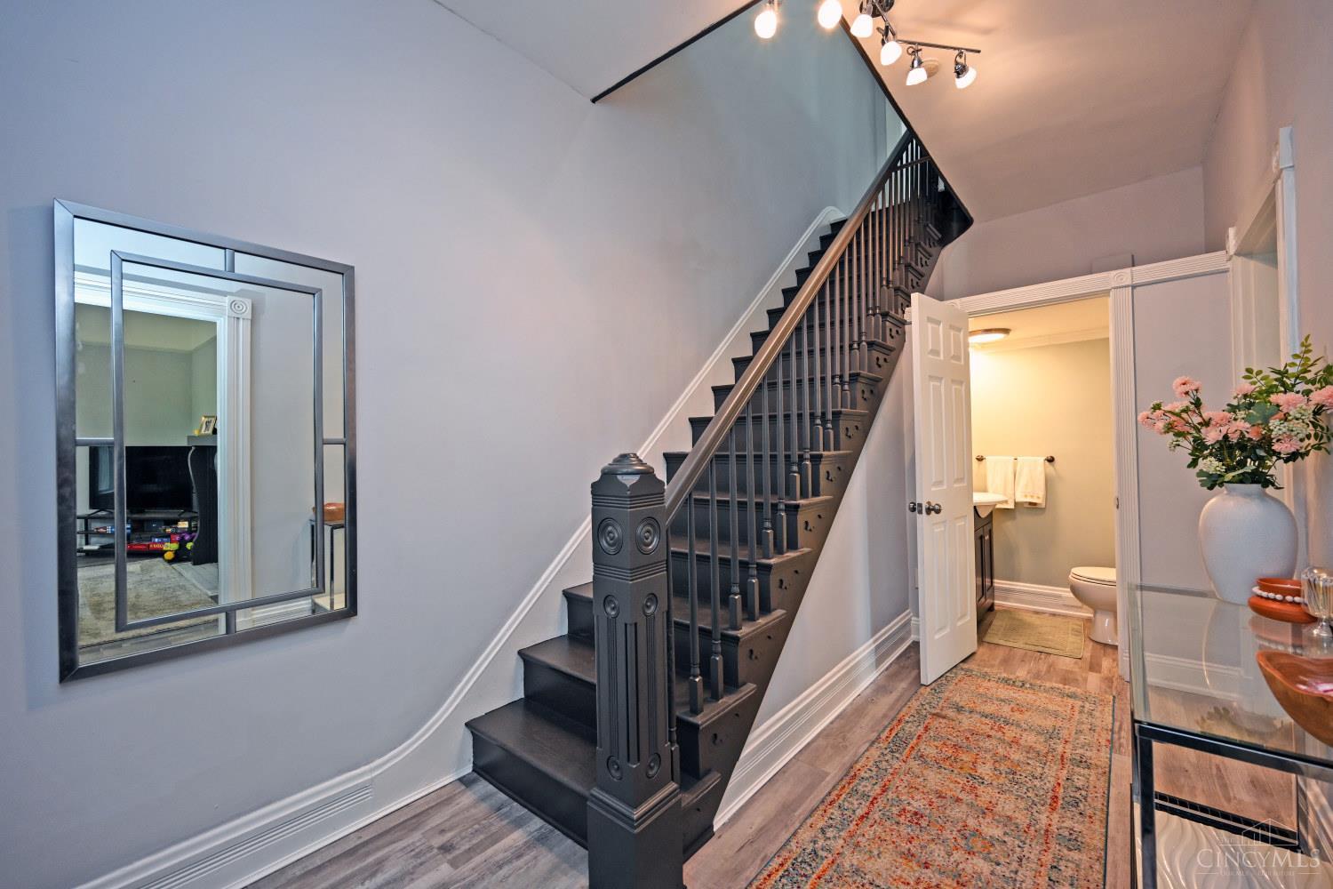 4704 Whetsel Avenue, Cincinnati, OH, 45227 — photo 5