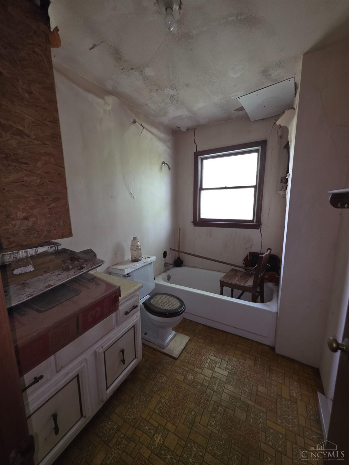 2460 Montana Avenue, Cincinnati, OH, 45211 — photo 10