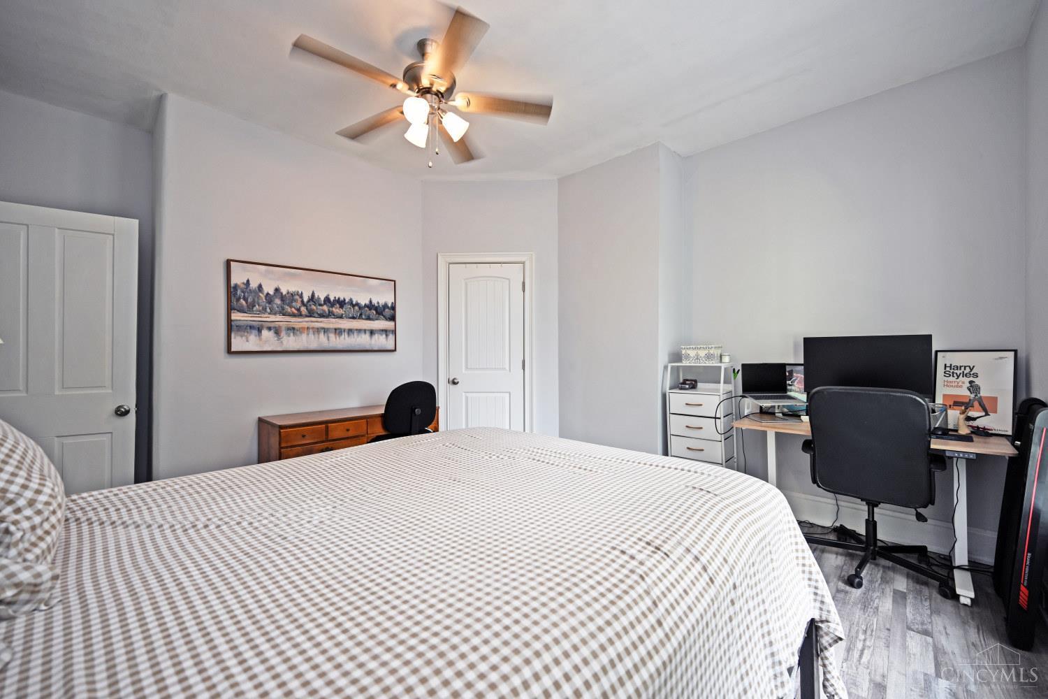 4704 Whetsel Avenue, Cincinnati, OH, 45227 — photo 27