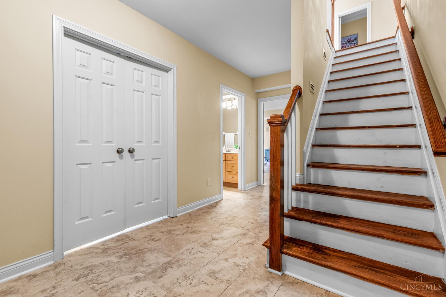 1046 Tuscany Place, Cincinnati, OH, 45226 — photo 44