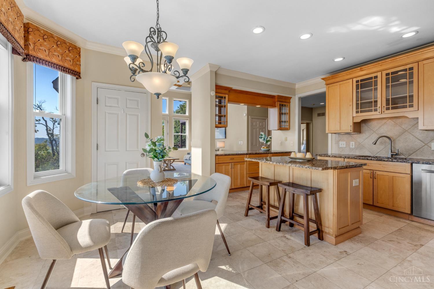 1046 Tuscany Place, Cincinnati, OH, 45226 — photo 32