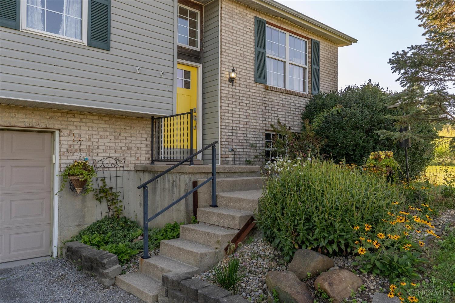 Photo 2 of Sale Pending at 4032 State Route 73, Washington Twp, OH 45133 | MLS# 1892352 | Listing updated on 2026-10-02