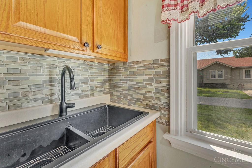4300 Clifford Road, Deer Park, OH, 45236 — photo 19