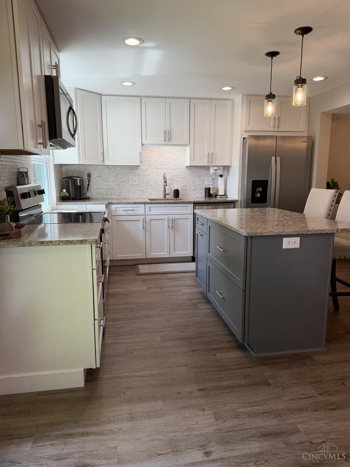 Listing Photo 4 - Condo for sale in building located at 1442 Long Island Ct, Beavercreek, OH 45434