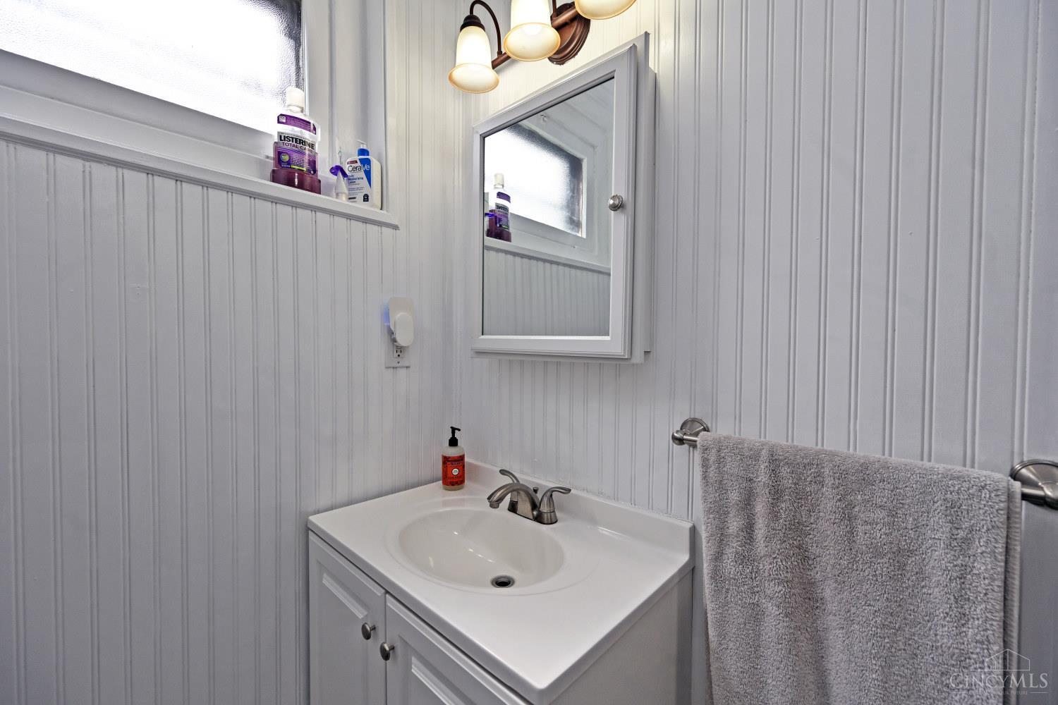 4704 Whetsel Avenue, Cincinnati, OH, 45227 — photo 21