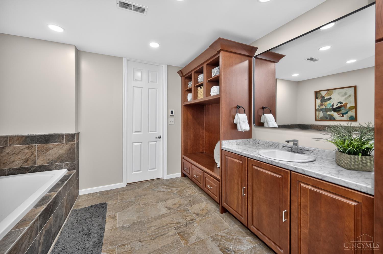 9617 Stonemasters Drive, Symmes Twp, OH, 45140 — photo 35
