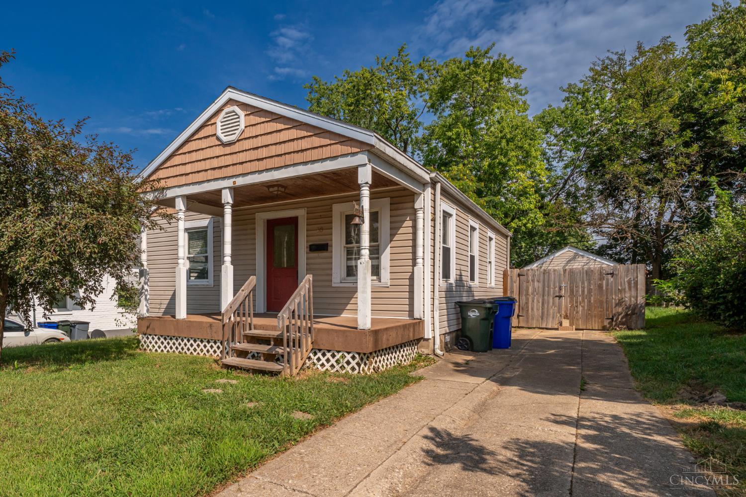 18 N Riverview Drive