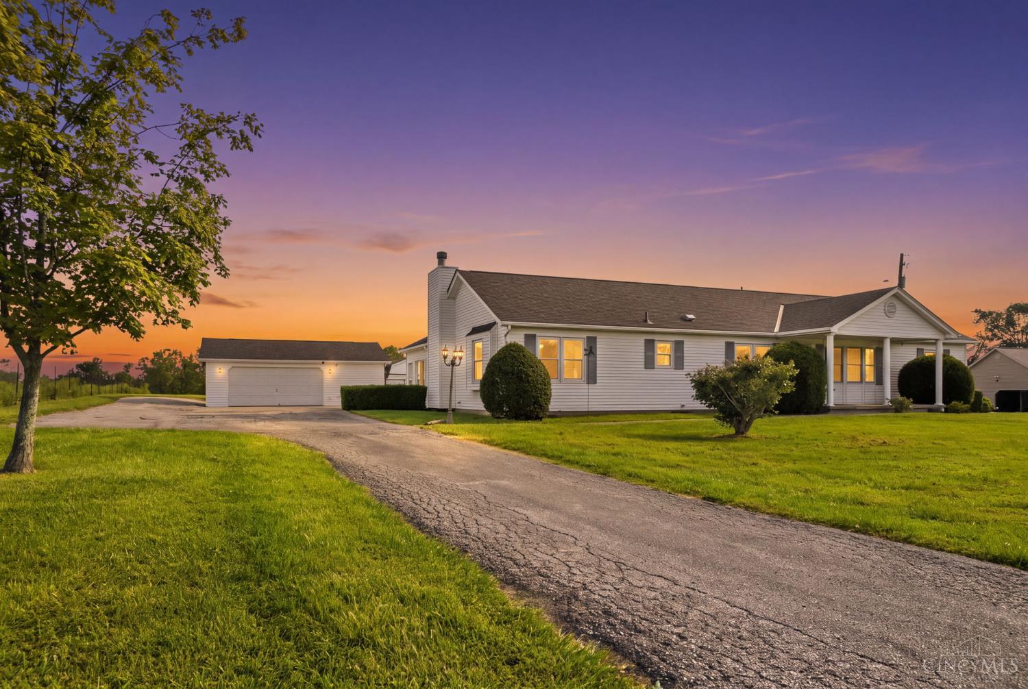 9377 Tri County Highway