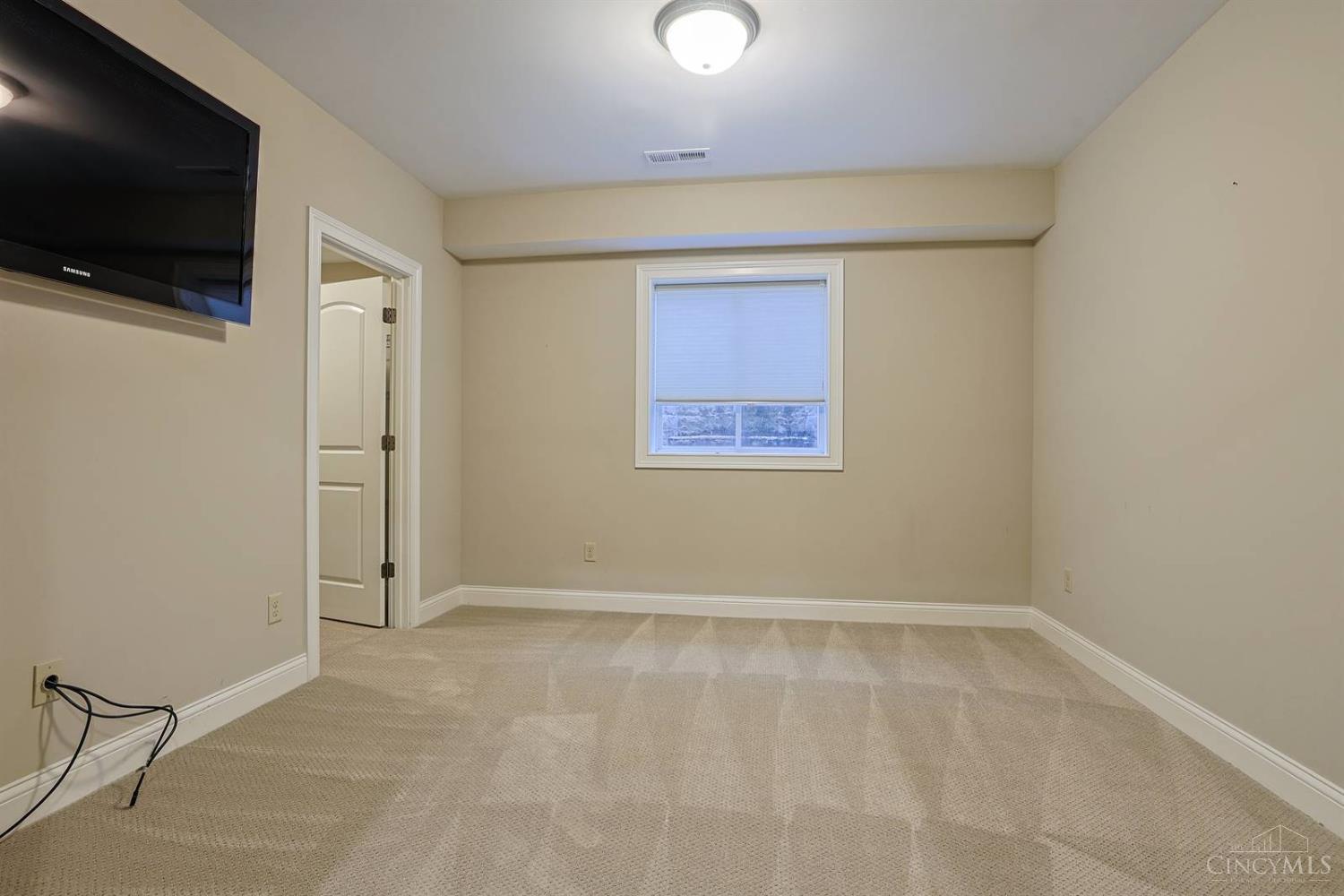 9808 Orchard Trail, Montgomery, OH, 45242 — photo 33