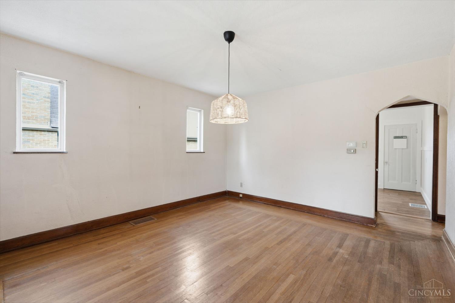 4056 Mcfarran Avenue, Cheviot, OH, 45211 — photo 8