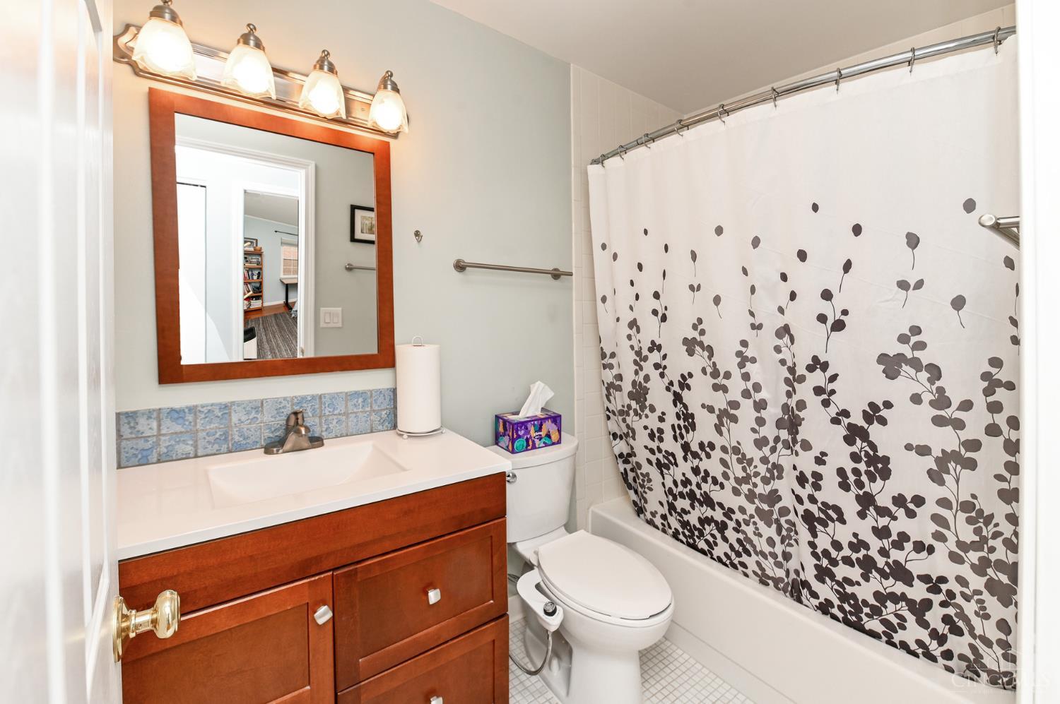 3421 Traskwood Circle #C, Cincinnati, OH, 45208 — photo 21