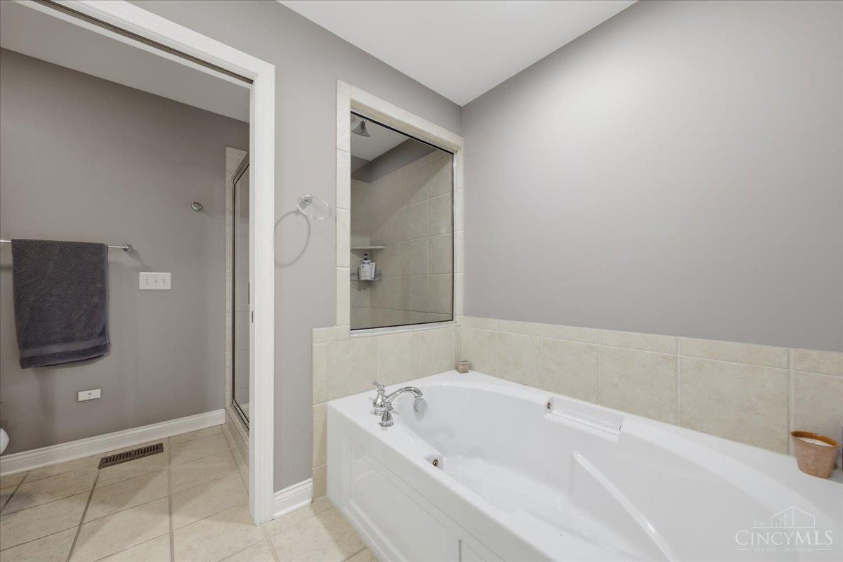 6841 Indian Hill Road, Cincinnati, OH, 45227 — photo 21