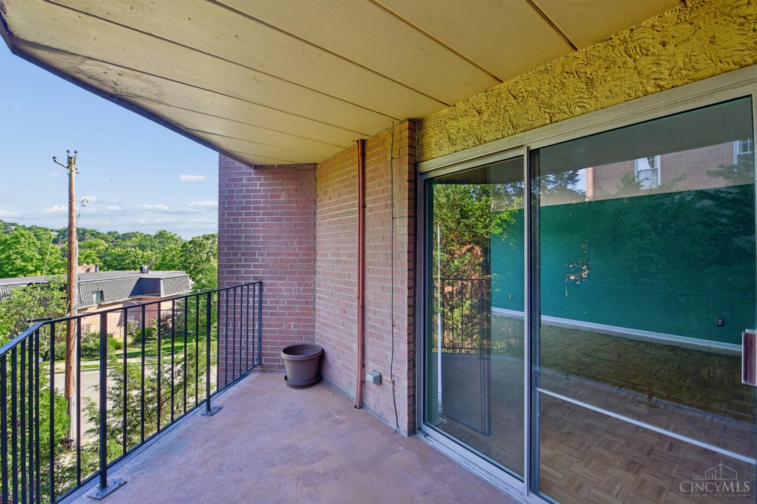 880 Rue De La Paix #A5, Cincinnati, OH, 45220 — photo 20