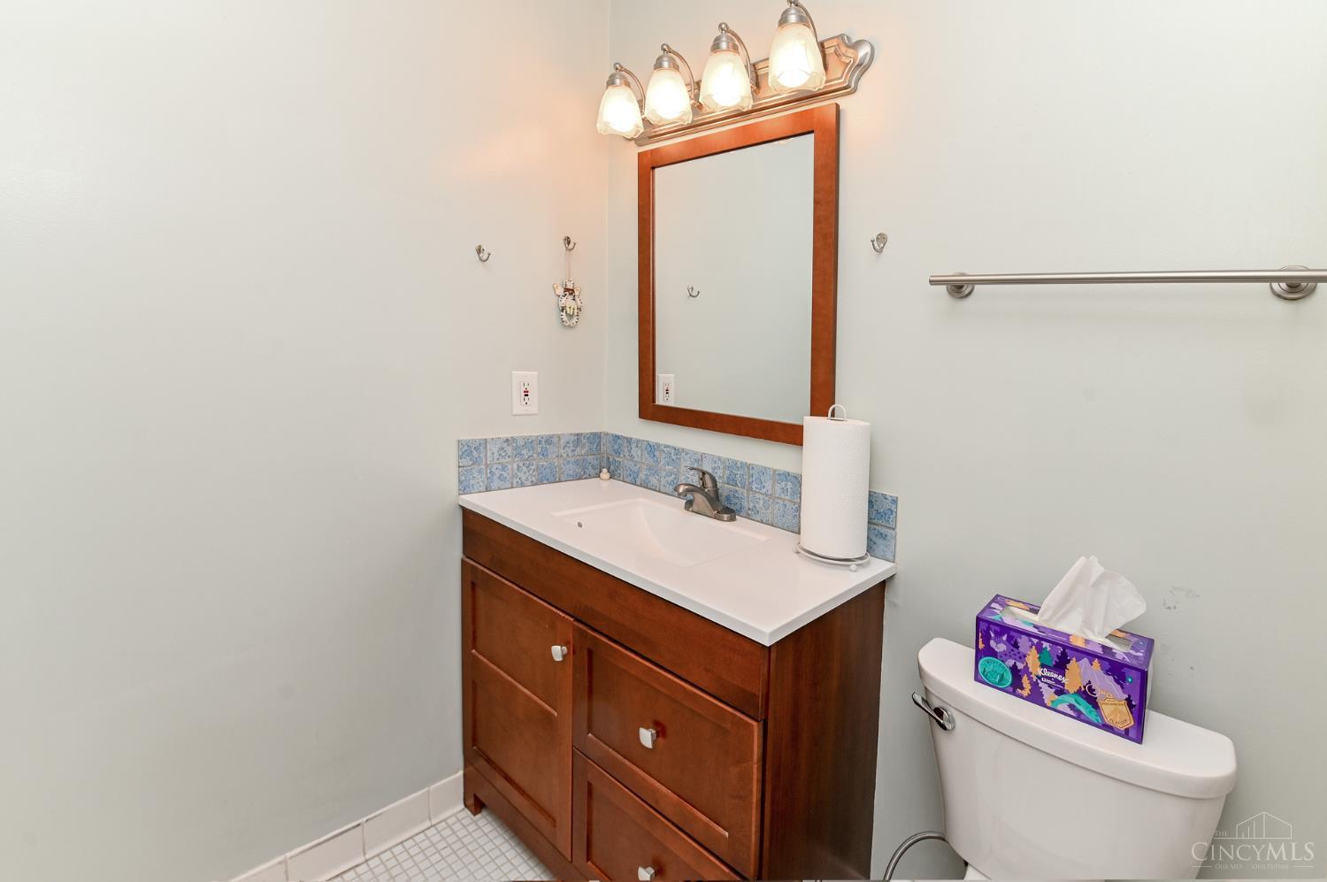 3421 Traskwood Circle #C, Cincinnati, OH, 45208 — photo 22