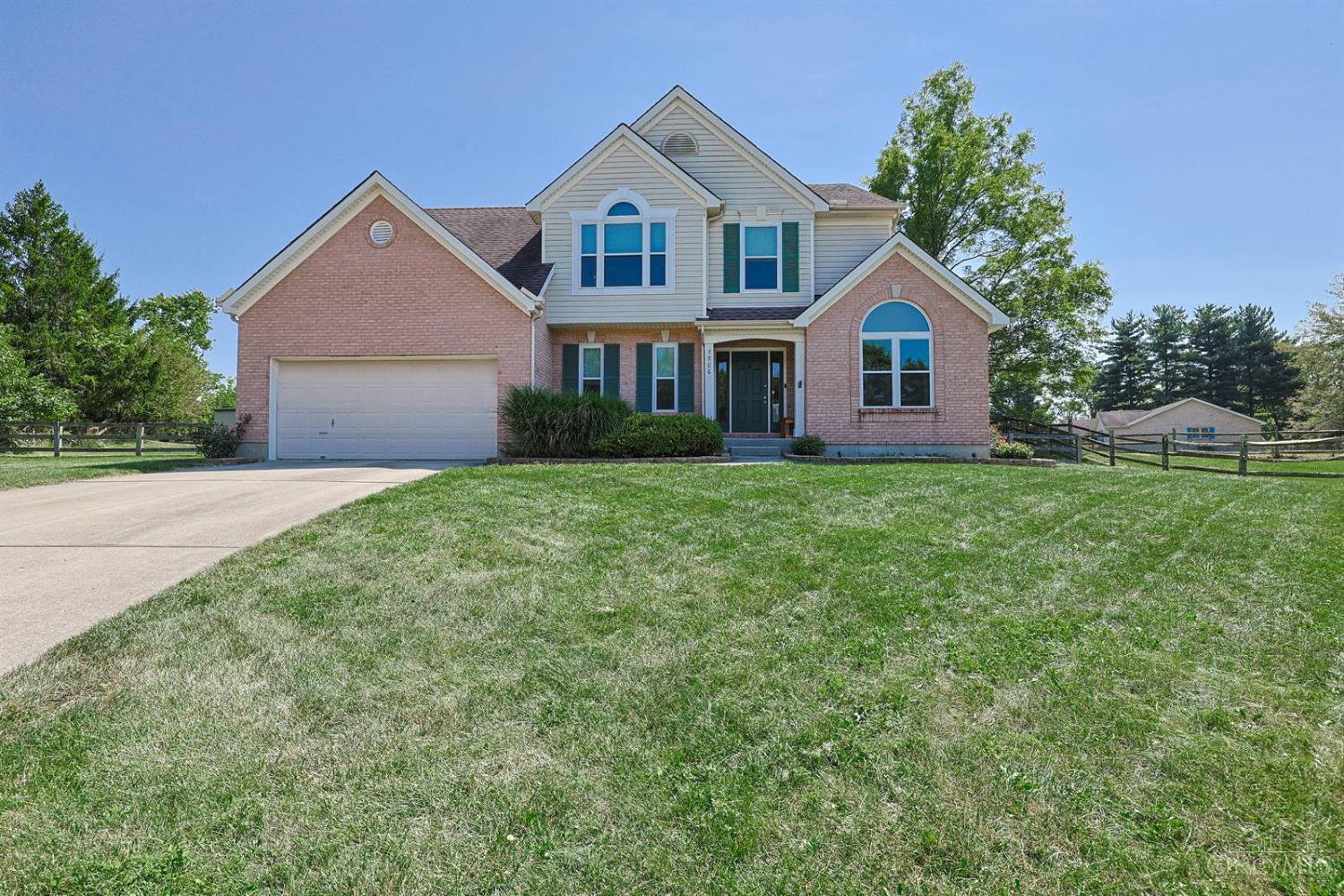 7906 Laurelwood Drive