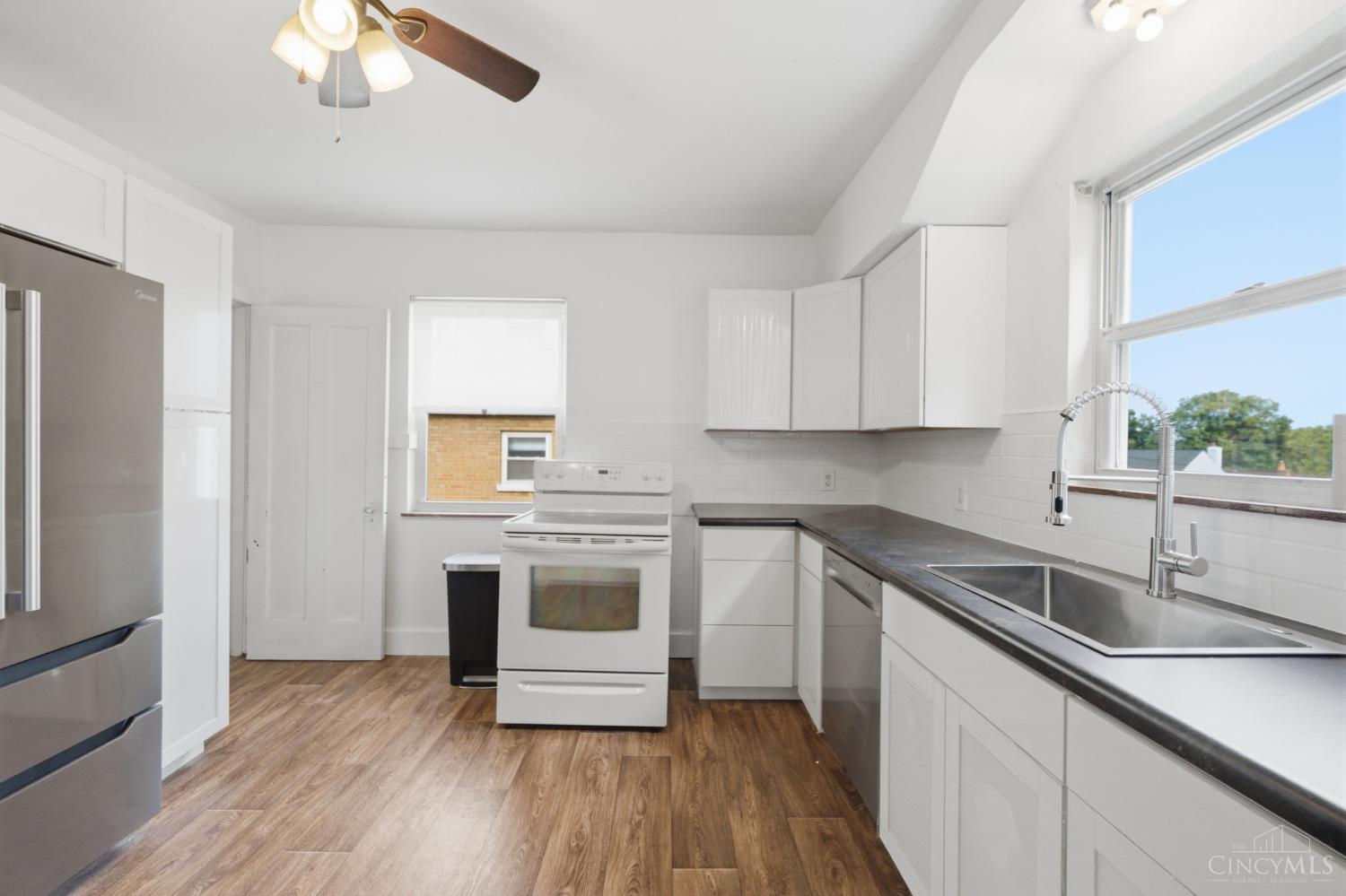 4056 Mcfarran Avenue, Cheviot, OH, 45211 — photo 11