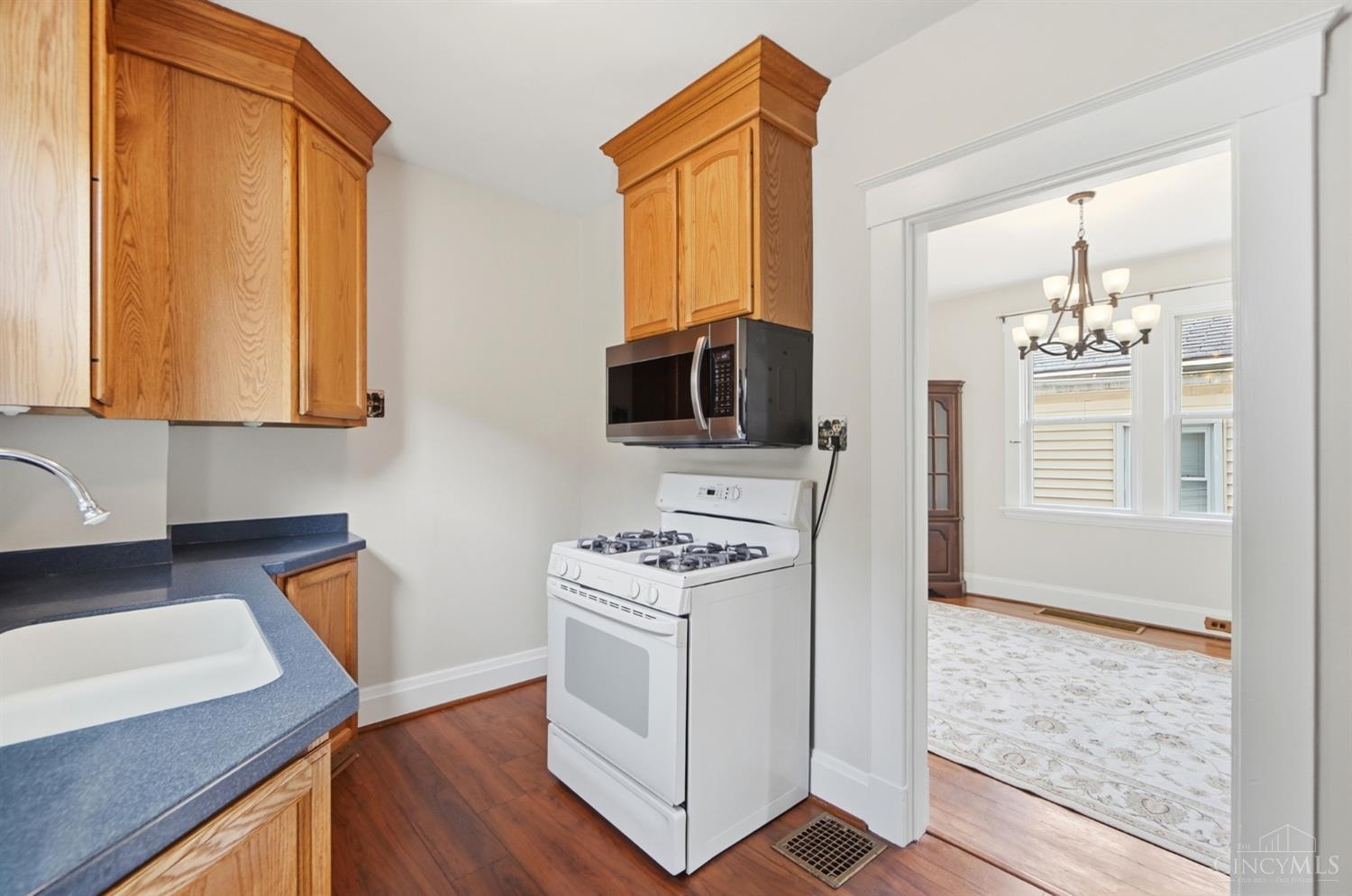 3926 Oakpark Place, Cincinnati, OH, 45209 — photo 10