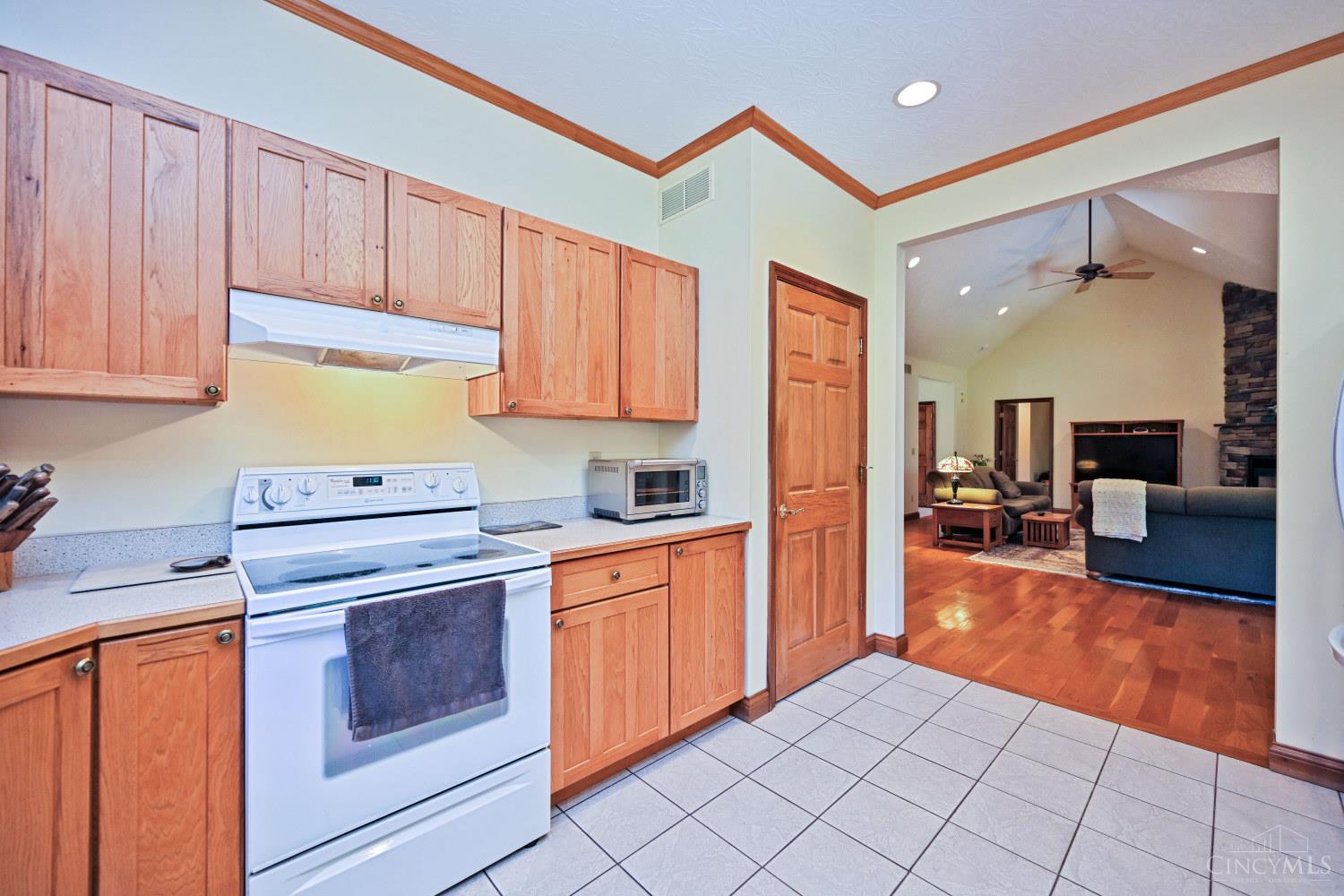 1484 Monroe Farms Lane, Monroe Twp, OH, 45157 — photo 14
