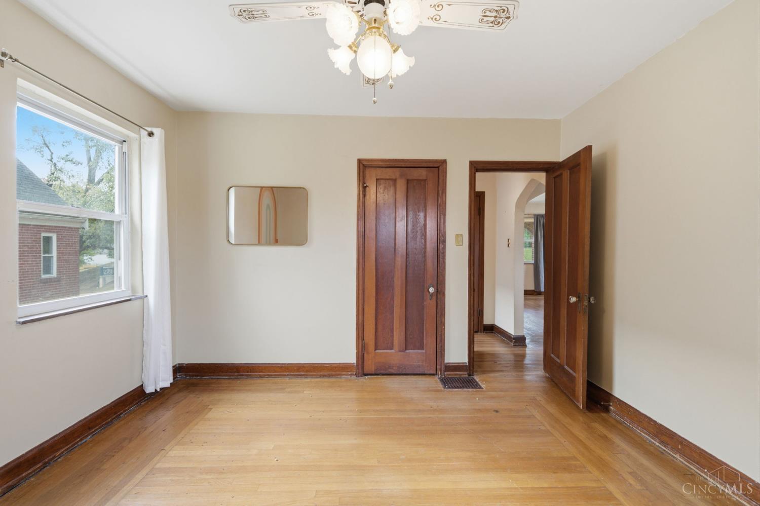 4056 Mcfarran Avenue, Cheviot, OH, 45211 — photo 16