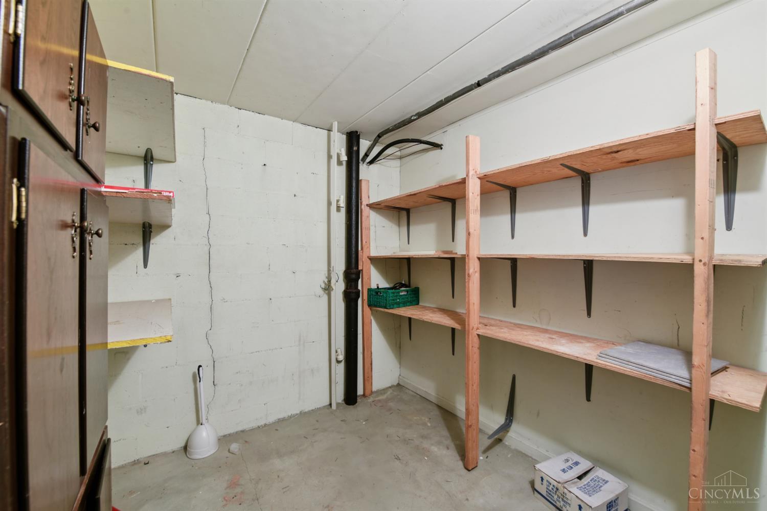 880 Rue De La Paix #A5, Cincinnati, OH, 45220 — photo 35