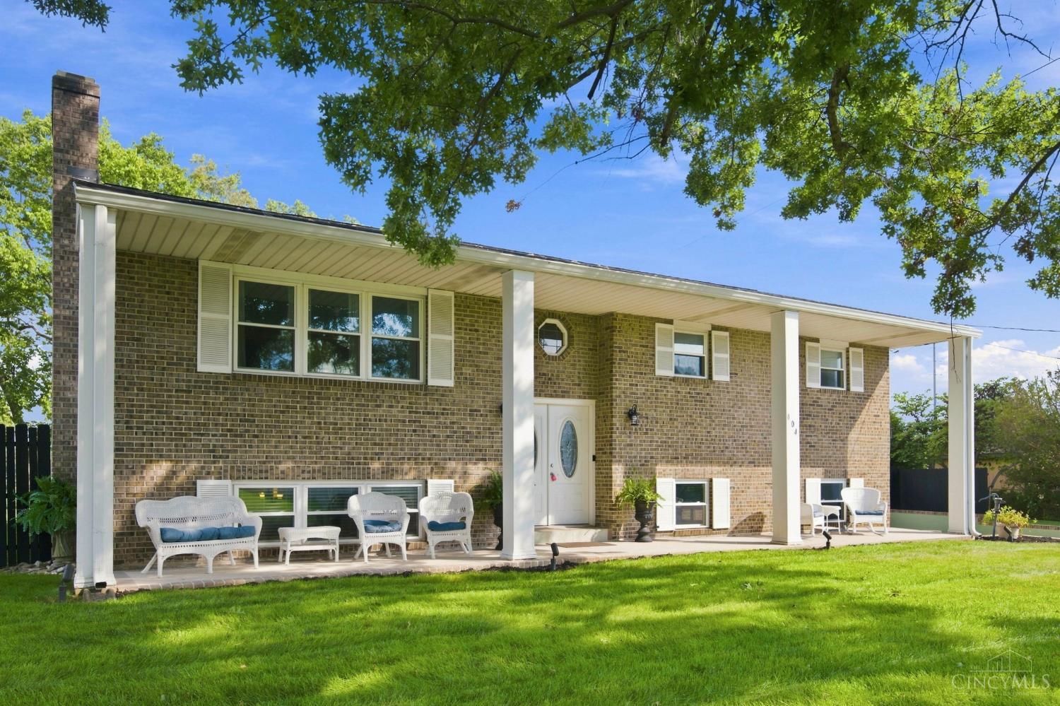 Photo 2 of Single family home for sale at 404 Holland Dr, Trenton, OH 45067 | MLS# 1891883 | Listing updated on 2026-09-14