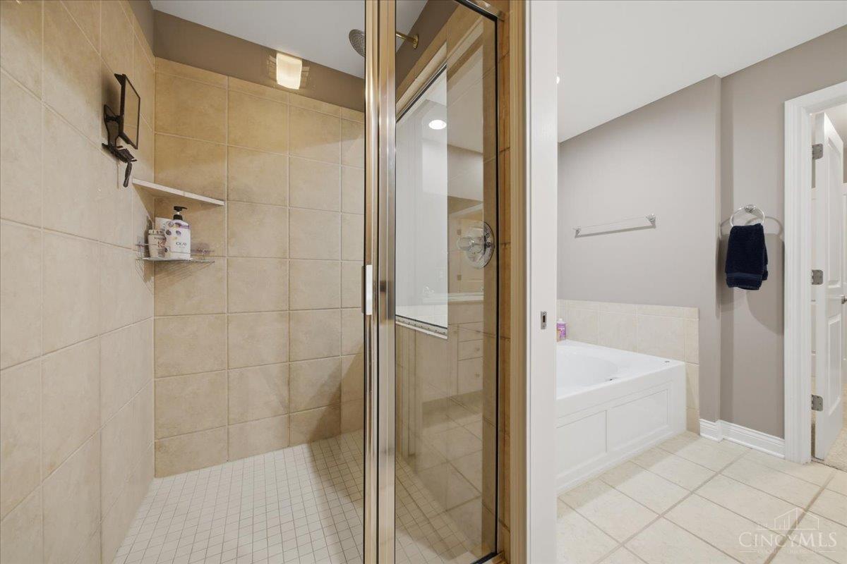 6841 Indian Hill Road, Cincinnati, OH, 45227 — photo 22