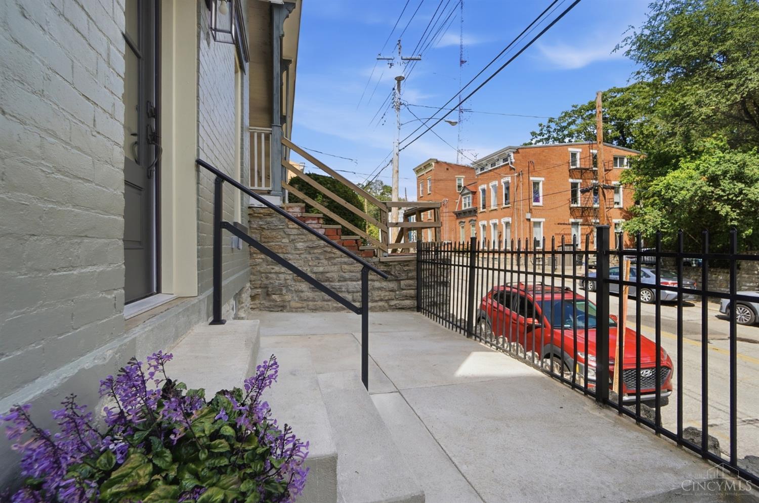 Photo 3 of Single family home for sale at 1707 Highland Ave, Cincinnati, OH 45202 | MLS# 1892375 | Listing updated on 2026-09-19