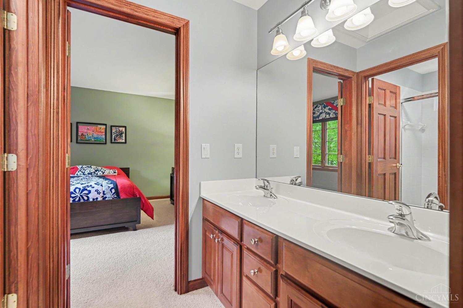 1247 Ridgewood Drive, Miami Twp, OH, 45140