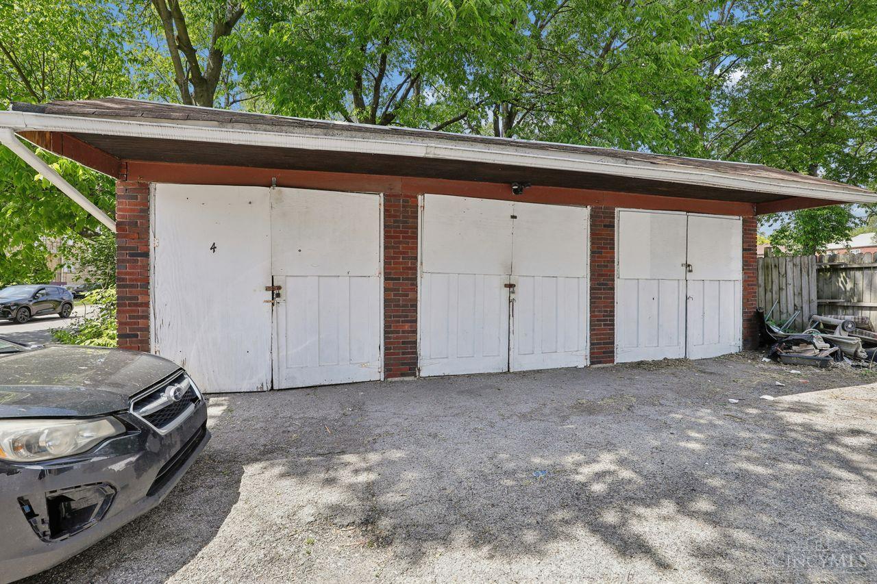 4829 Reading Road, Cincinnati, OH, 45237 — photo 8