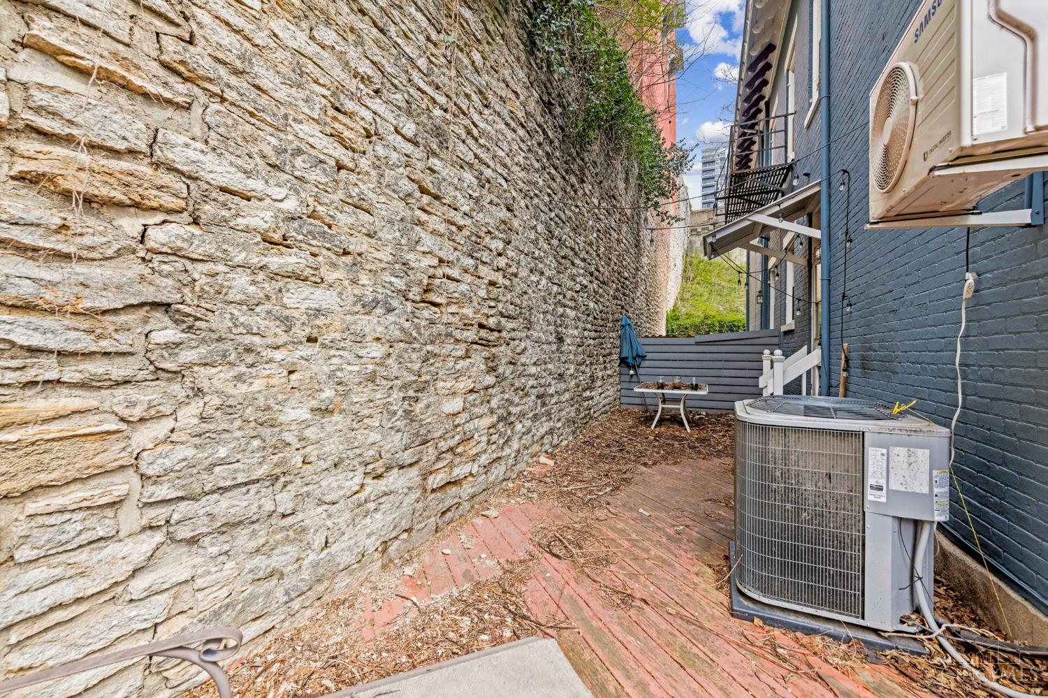 2106 Kemper Lane, Cincinnati, OH, 45206 — photo 36