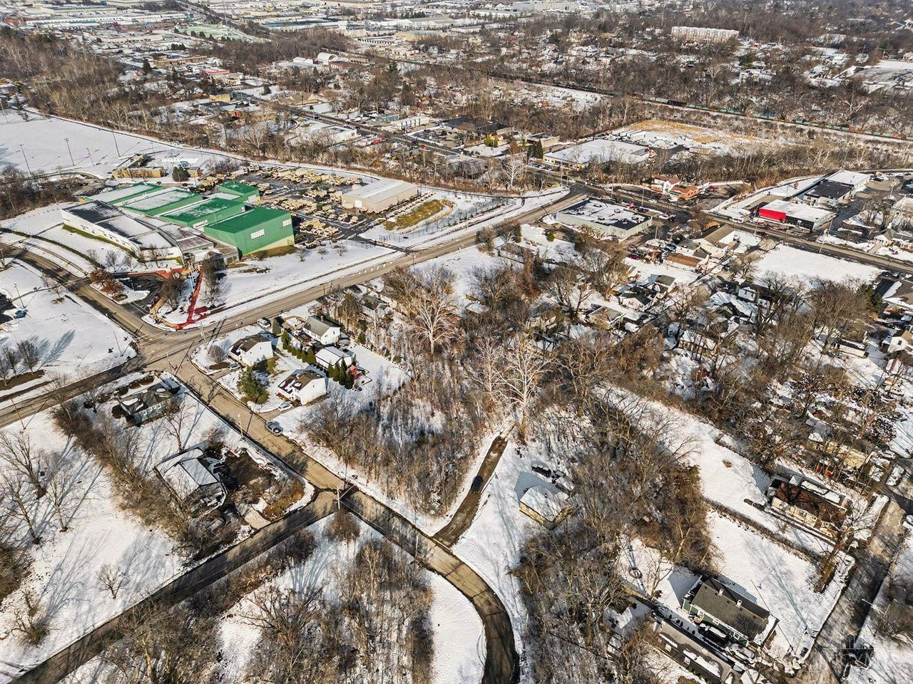 Leslie Avenue, Woodlawn, OH, 45215 — photo 16