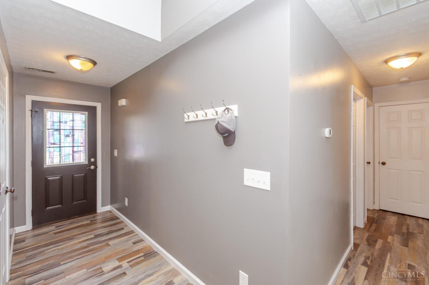 826 Lakengren Drive, Lakengren, OH, 45320 — photo 10